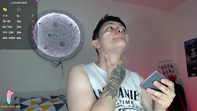 girl intense444 online show from 01/16/25, 01:25