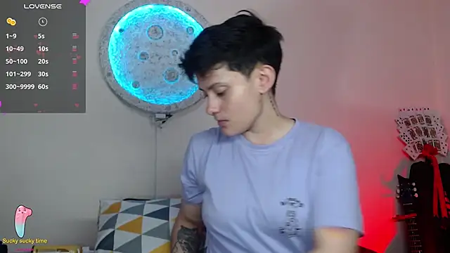 girl intense444 online show from 03/15/25, 08:10