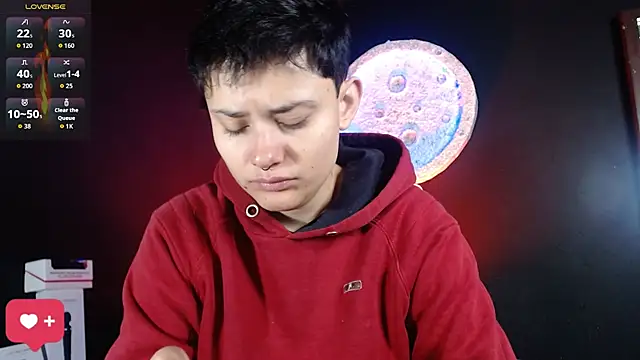 girl intense444 online show from 10/08/25, 12:36