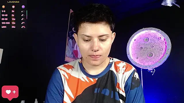 Snapshot of girl_intense444 chatting on 03/02/26, 12:56 girl intense444 online show from 03/02/26, 12:56