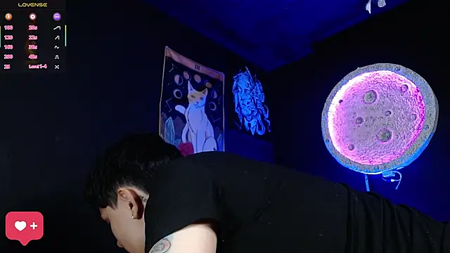 girl intense444 online show from 03/27/26, 01:22