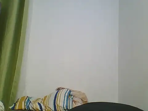 Snapshot of Deliciousgal chatting on 02/24/25, 06:36 Deliciousgal online show from 02/24/25, 06:36