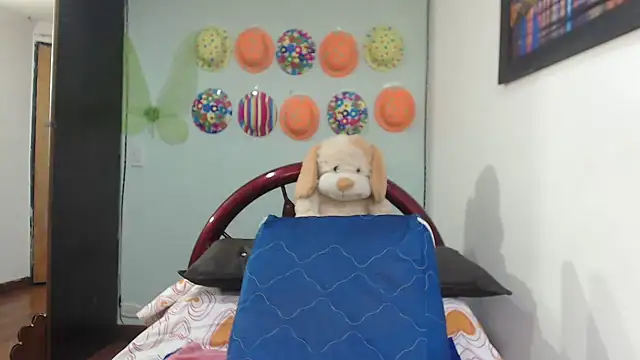 sexytitshot126 online show from 05/17/26, 12:08