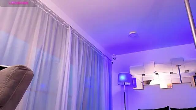 mandi4pole  online show from 01/24/25, 11:12