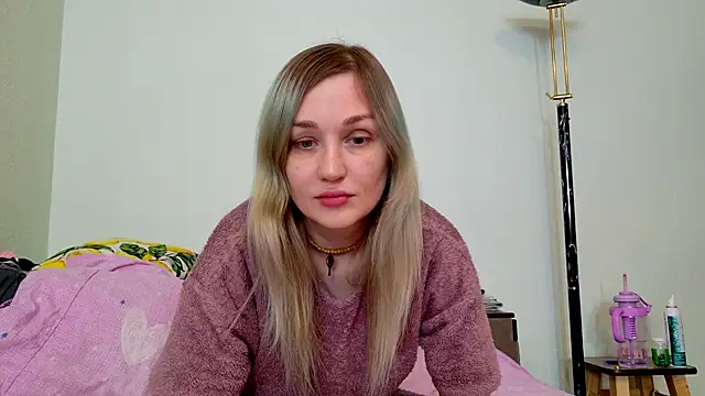 ModelEva online show from 03/24/26, 11:04