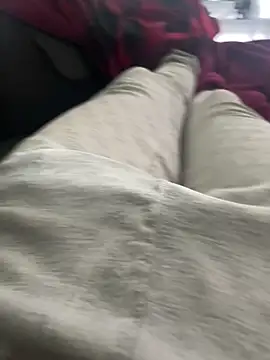 Snapshot of geilmeisje98 chatting on 10/05/25, 09:51 geilmeisje98 online show from 10/05/25, 09:51