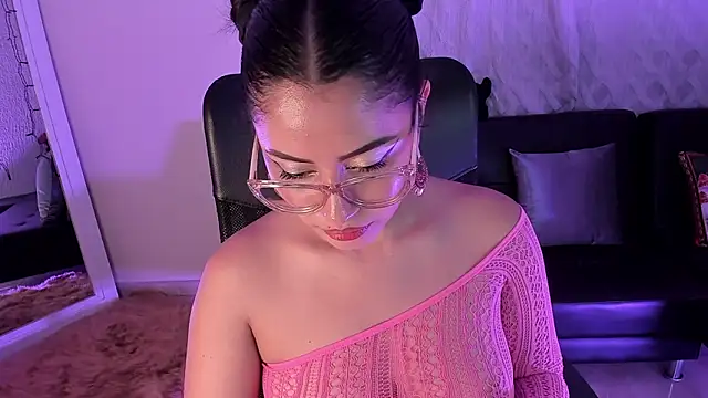 PaulinaBelushi online show from 12/21/24, 01:15