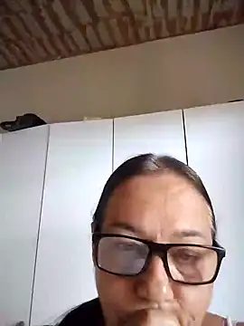 Snapshot of catdool chatting on 01/31/25, 04:06 catdool online show from 01/31/25, 04:06