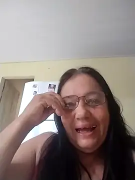 Snapshot of catdool chatting on 10/29/25, 12:29 catdool online show from 10/29/25, 12:29