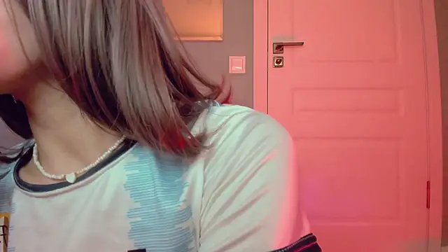 kimisun01 online show from 12/19/24, 05:07