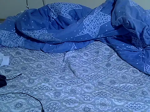 Snapshot of EbonyMina_ chatting on 01/16/26, 04:27 EbonyMina online show from 01/16/26, 04:27