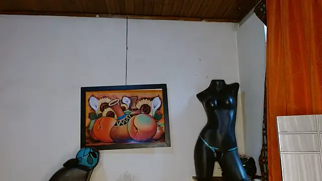 Snapshot of hardrock982 chatting on 01/04/25, 05:47 hardrock982 online show from 01/04/25, 05:47