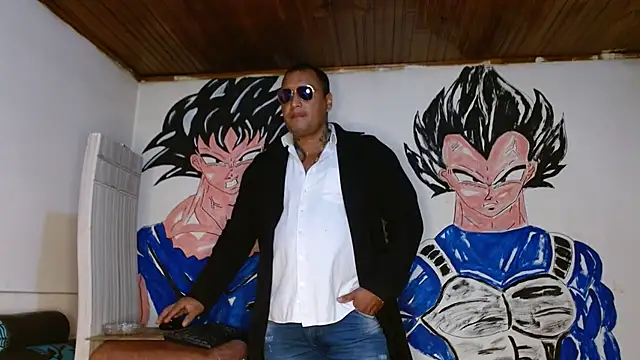 Snapshot of hardrock982 chatting on 01/21/25, 01:11 hardrock982 online show from 01/21/25, 01:11