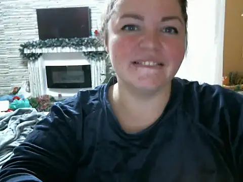 cute  cherry online show from 12/12/24, 10:20