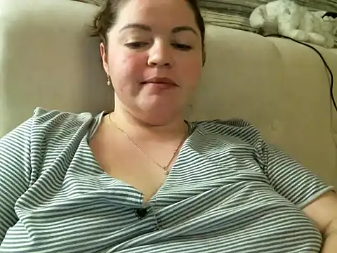 cute  cherry online show from 02/12/25, 11:41