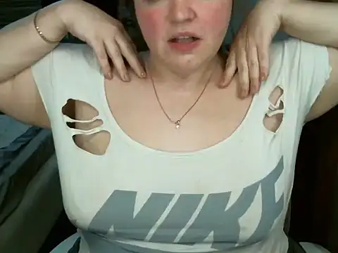 cute  cherry online show from 03/10/25, 10:02