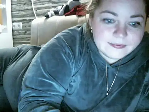 cute  cherry online show from 03/11/25, 06:19