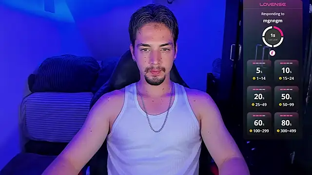 Alex smith00 online show from 02/01/25, 01:23