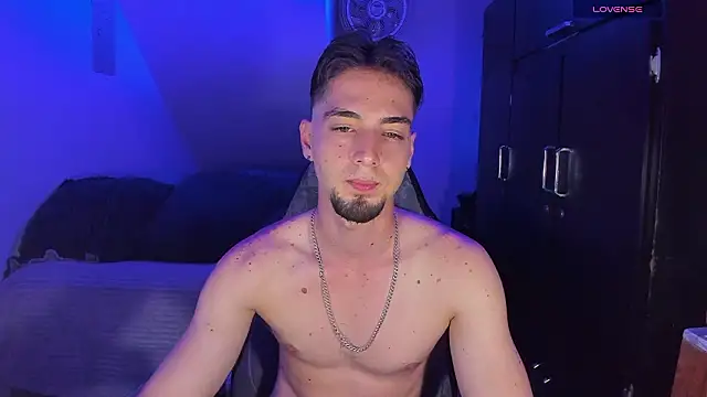 Alex smith00 online show from 02/05/26, 10:03