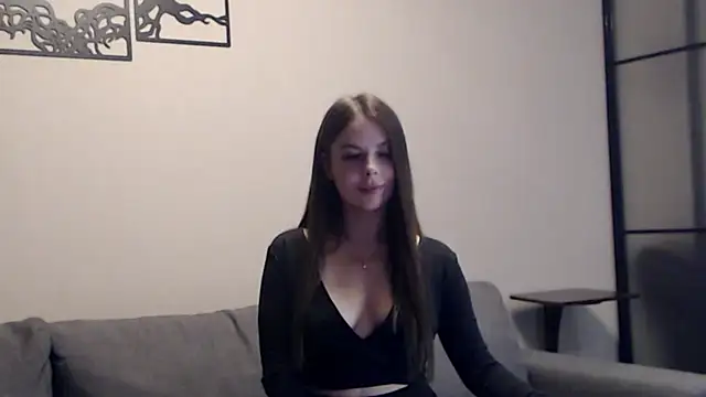 Melanie Scott Richerds online show from 10/19/25, 08:09