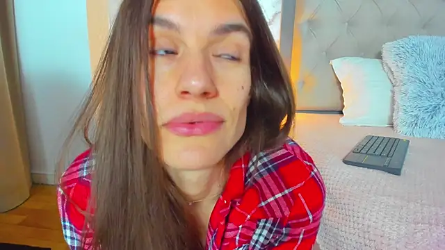 Snapshot of JennaMyers chatting on 02/25/25, 11:22 JennaMyers online show from 02/25/25, 11:22