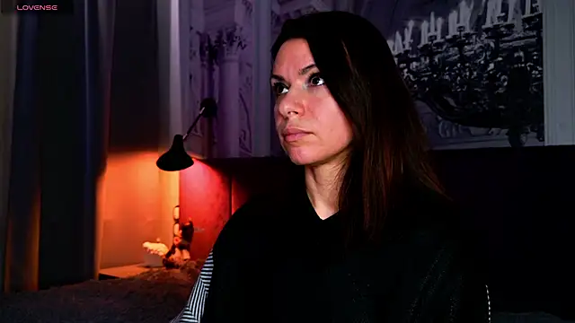 SofiaFoster  online show from 01/04/25, 07:23