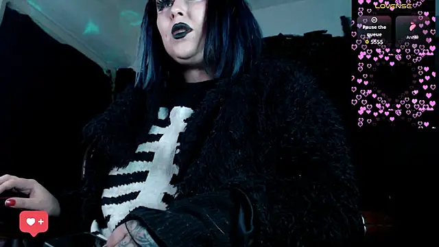 Psychobitch7 online show from 03/31/26, 06:52