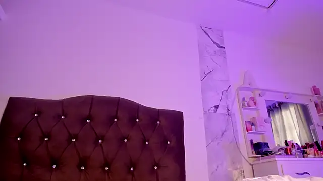 alysson 18 online show from 03/27/26, 02:17