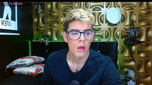 angel sexyevil online show from 03/02/25, 12:22