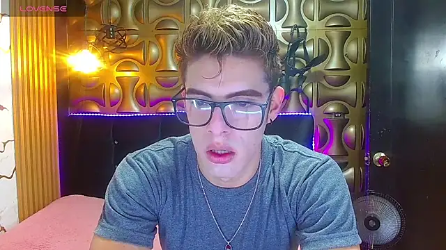 angel sexyevil online show from 11/30/25, 12:20