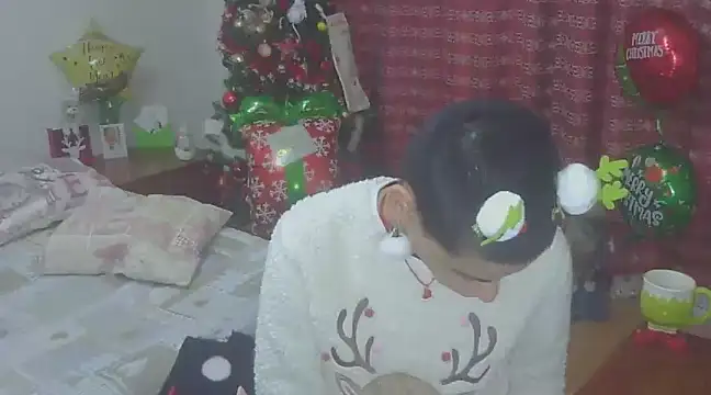 Snapshot of hotSANDRA_STARR chatting on 12/23/24, 02:07 hotSANDRA STARR online show from 12/23/24, 02:07