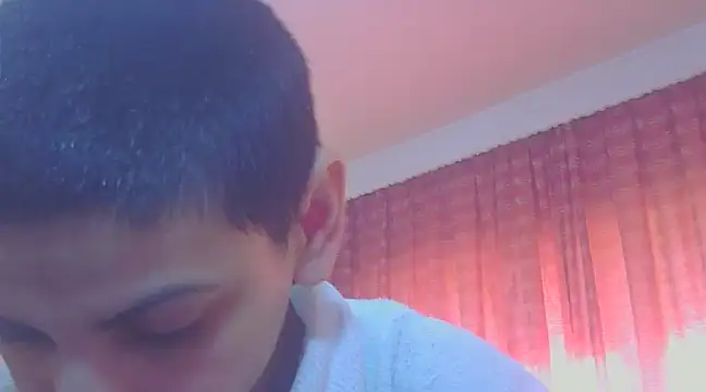 Snapshot of hotSANDRA_STARR chatting on 01/08/25, 12:15 hotSANDRA STARR online show from 01/08/25, 12:15