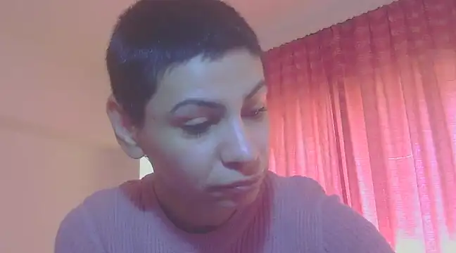 Snapshot of hotSANDRA_STARR chatting on 01/20/25, 10:18 hotSANDRA STARR online show from 01/20/25, 10:18