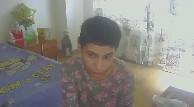 Snapshot of hotSANDRA_STARR chatting on 02/06/25, 10:37 hotSANDRA STARR online show from 02/06/25, 10:37