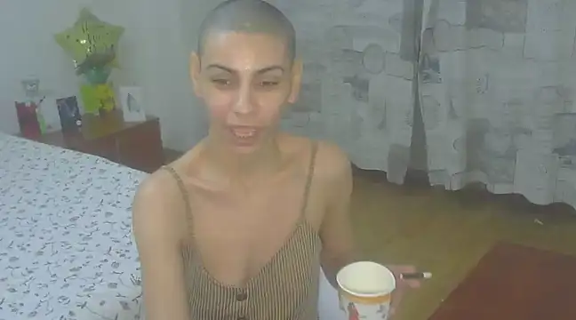 Snapshot of hotSANDRA_STARR chatting on 03/06/25, 06:37 hotSANDRA STARR online show from 03/06/25, 06:37