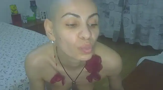 Snapshot of hotSANDRA_STARR chatting on 03/08/25, 11:49 hotSANDRA STARR online show from 03/08/25, 11:49