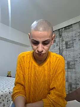 Snapshot of hotSANDRA_STARR chatting on 03/11/25, 01:05 hotSANDRA STARR online show from 03/11/25, 01:05