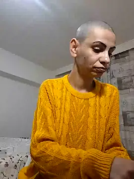 Snapshot of hotSANDRA_STARR chatting on 03/18/25, 02:04 hotSANDRA STARR online show from 03/18/25, 02:04