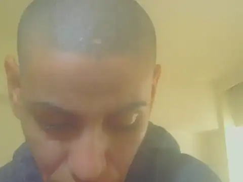 Snapshot of hotSANDRA_STARR chatting on 10/22/25, 11:54 hotSANDRA STARR online show from 10/22/25, 11:54