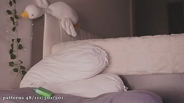 Snapshot of liassmolly1_couple chatting on 02/01/25, 04:11 liassmolly1 couple online show from 02/01/25, 04:11