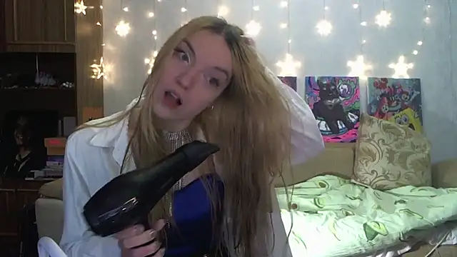 Snapshot of SecretSophia chatting on 01/14/25, 05:23 SecretSophia online show from 01/14/25, 05:23