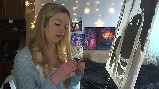 Snapshot of SecretSophia chatting on 02/10/25, 11:36 SecretSophia online show from 02/10/25, 11:36