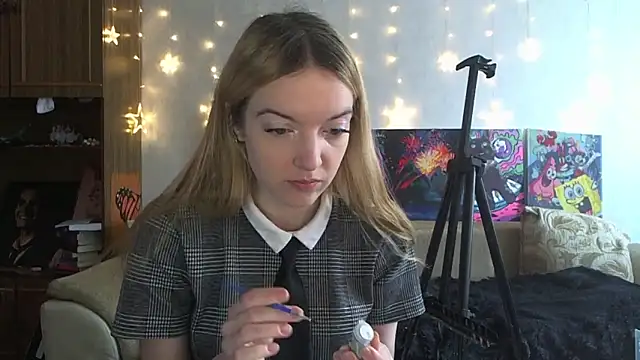 Snapshot of SecretSophia chatting on 02/11/25, 08:48 SecretSophia online show from 02/11/25, 08:48