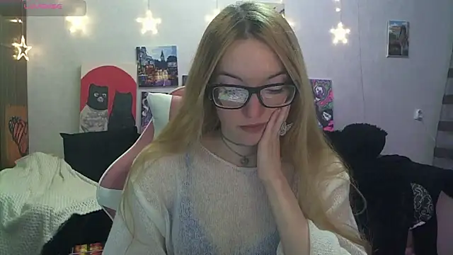 SecretSophia online show from 01/06/26, 02:04