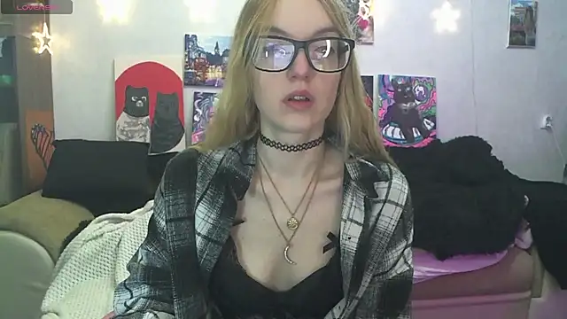 SecretSophia online show from 02/08/26, 10:13