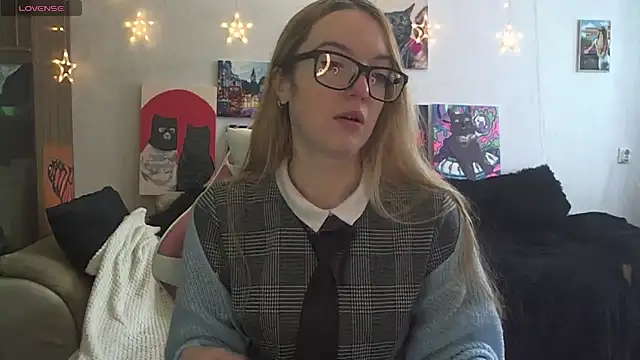 SecretSophia online show from 02/24/26, 10:35