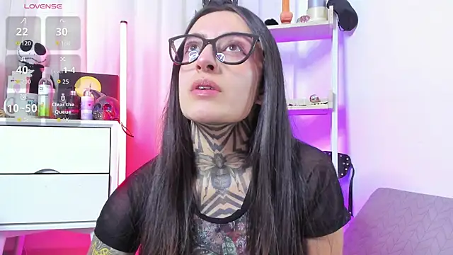 Snapshot of SAMANTHA_DM chatting on 09/15/25, 02:06 SAMANTHA DM online show from 09/15/25, 02:06