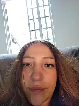 VickyHoult online show from 12/21/24, 07:27