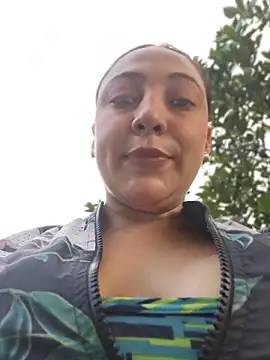 VickyHoult online show from 04/04/26, 09:34