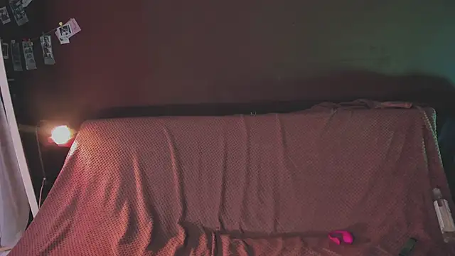 juby yuby online show from 10/19/25, 01:45